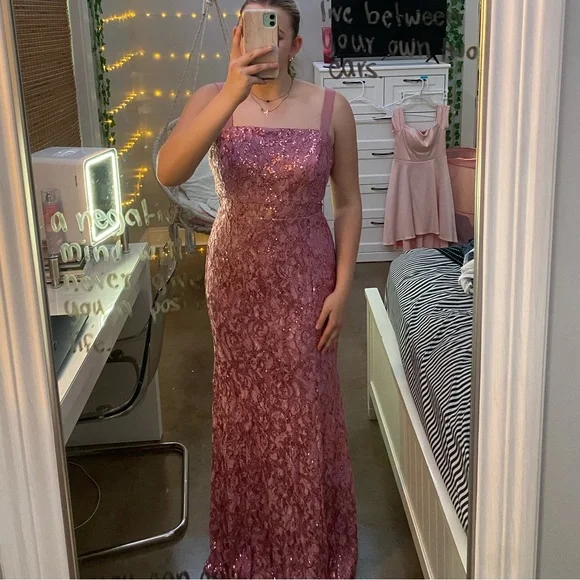 open lace back dress MAROON SEQUIN DAVIDS BRIDAL womens formal dress, 0  Pink Bulldog Boutique